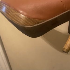 Brown Leather 4 inch